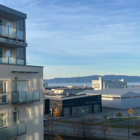 Modern And Central Apartment - Solsiden Trondheim - Up To 6 People Ngoại thất bức ảnh