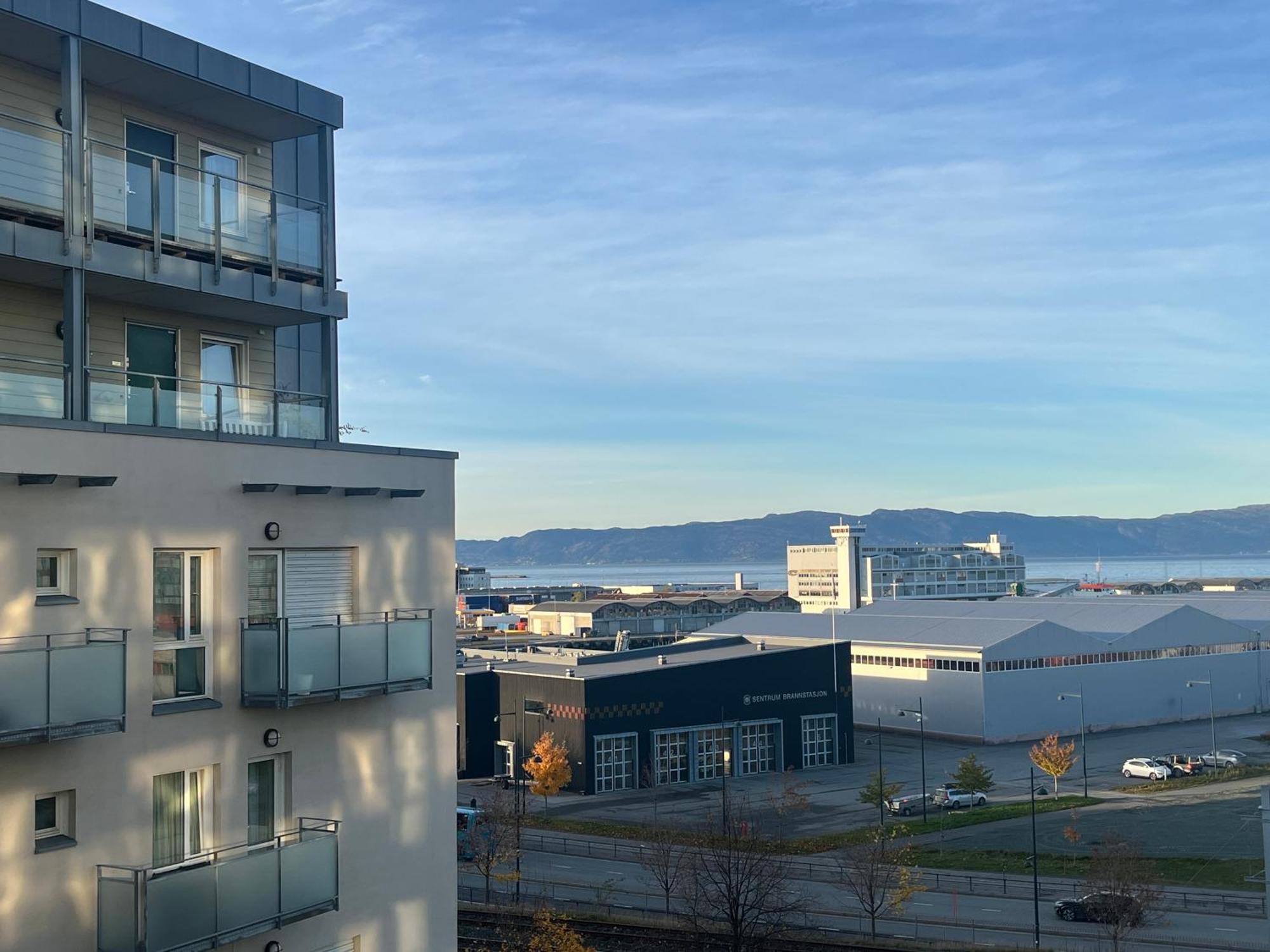 Modern And Central Apartment - Solsiden Trondheim - Up To 6 People Ngoại thất bức ảnh